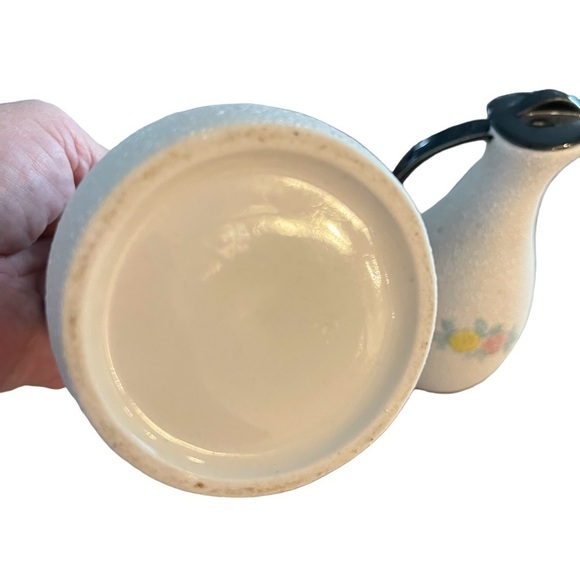 MCM Textured Pottery Oil Vinegar Cruets Rooster Florals - Picture 5 of 10